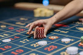 Filipino player enjoying online bingo draw rooms on ss7777 mobile